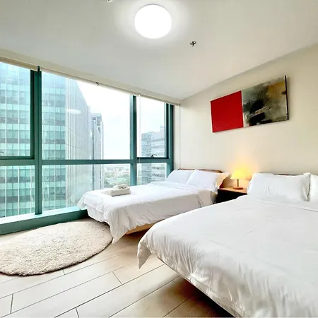 Spacious 2-Br Unit In One Uptown Residences